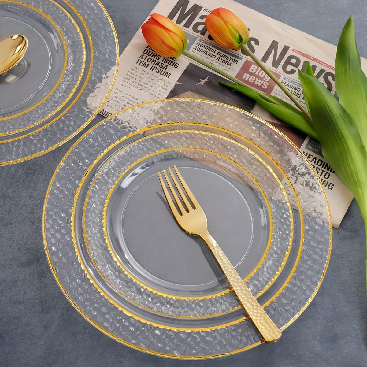 150pcs Transparent Golden Plastic Plates - Disposable Golden Rim Plates including 25 Dinner Plates, 25 Dessert Plates, 25 Forks, 25 Knives, 25 Spoons, 25 Cups, Suitable for Weddings and Parties