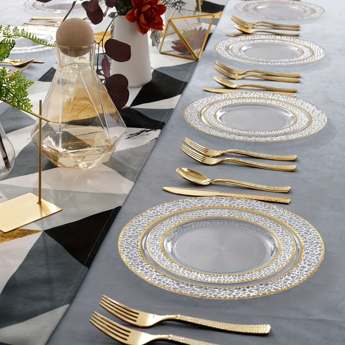 150pcs Transparent Golden Plastic Plates - Disposable Golden Rim Plates including 25 Dinner Plates, 25 Dessert Plates, 25 Forks, 25 Knives, 25 Spoons, 25 Cups, Suitable for Weddings and Parties